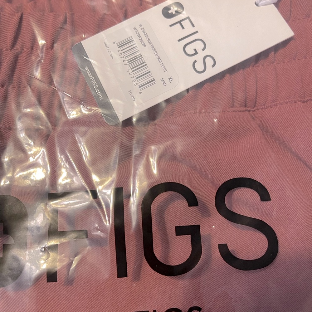 FIGS SCRUB PANTS